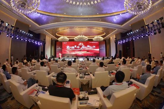 创新驱动打造高铁精品站房 共筑交通强国-纤复智造机械有限公司(图2)