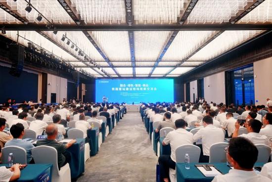 创新驱动打造高铁精品站房 共筑交通强国-纤复智造机械有限公司(图5)