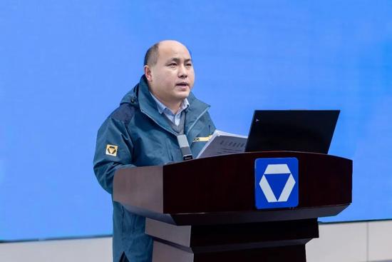 徐工道路机械2026年度营销工作会议聚焦高质量发展与全场景解决方案-纤复智造机械有限公司(图19)