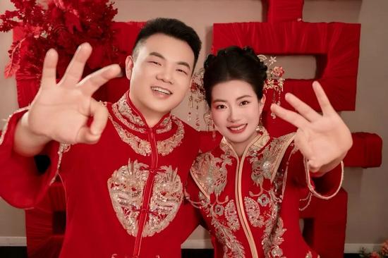 跨国恋人为中老铁路谱写爱情乐章-纤复智造机械有限公司(图4)