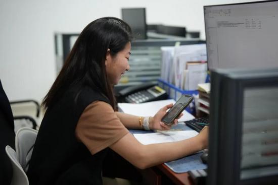 跨国恋人为中老铁路谱写爱情乐章-纤复智造机械有限公司(图11)