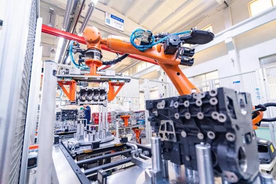 全柴动力智能化制造引领行业升级-纤复智造机械有限公司(图2)