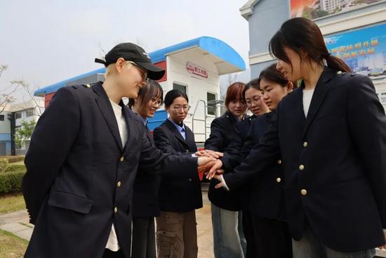 定岗不到半年，7名“00后”小姑娘屡屡获奖！(图10)