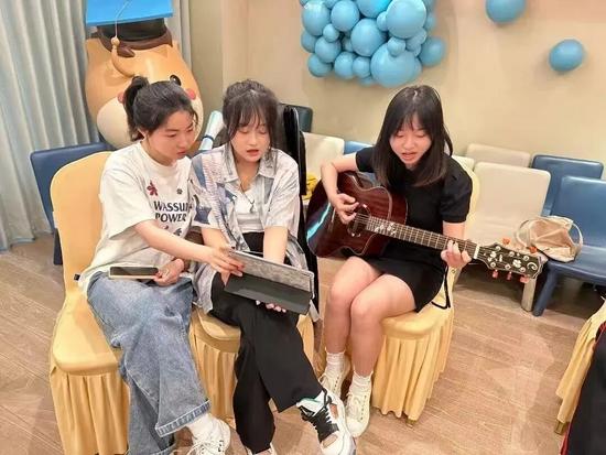 定岗不到半年，7名“00后”小姑娘屡屡获奖！(图12)