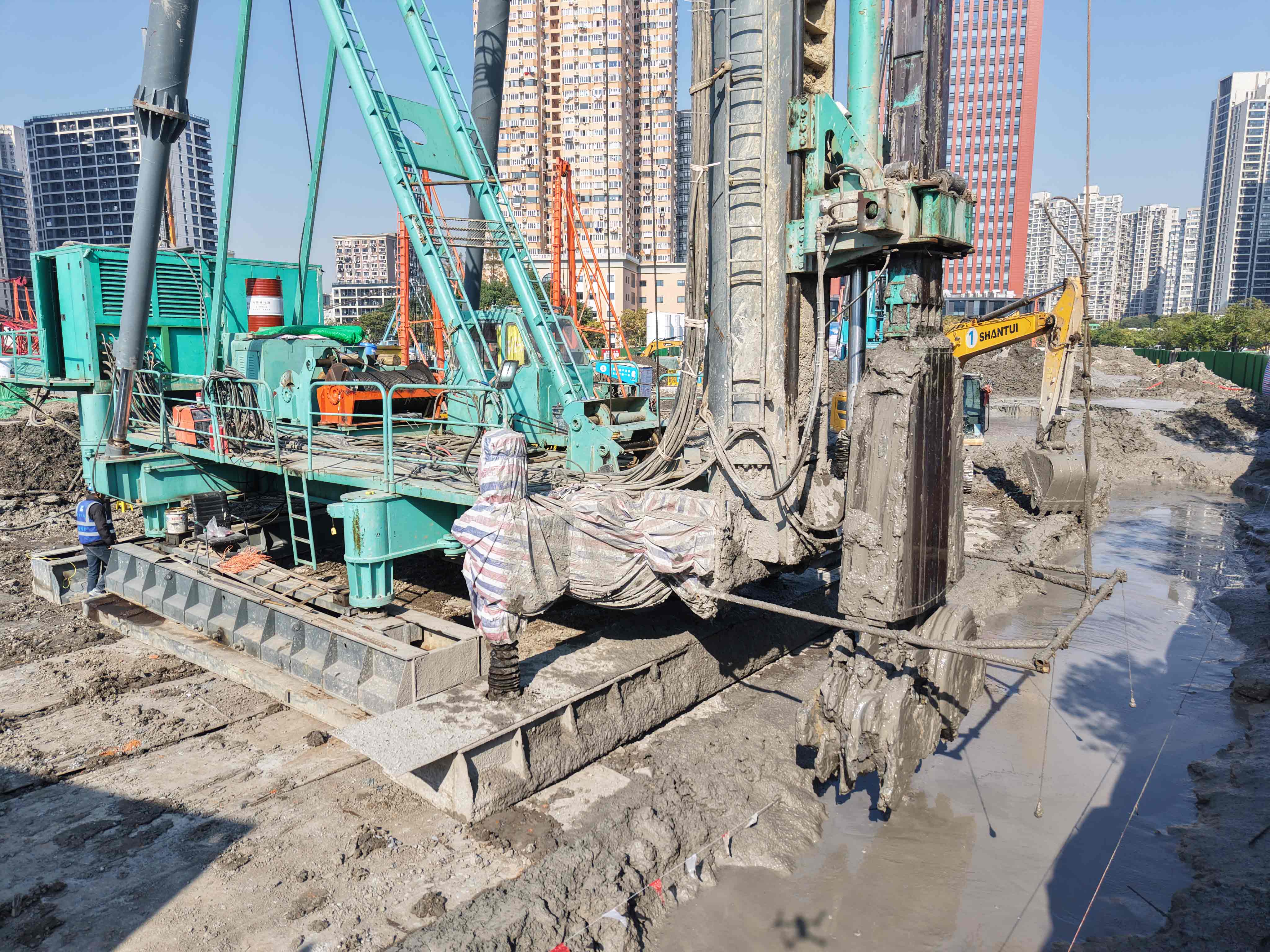 智能化施工助力船舶研发基地建设，破解工程难题-纤复智造机械有限公司(图8)