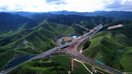 凌绥高速公路获评辽宁省平安百年品质工程典型案例项目-纤复智造机械有限公司(图5)