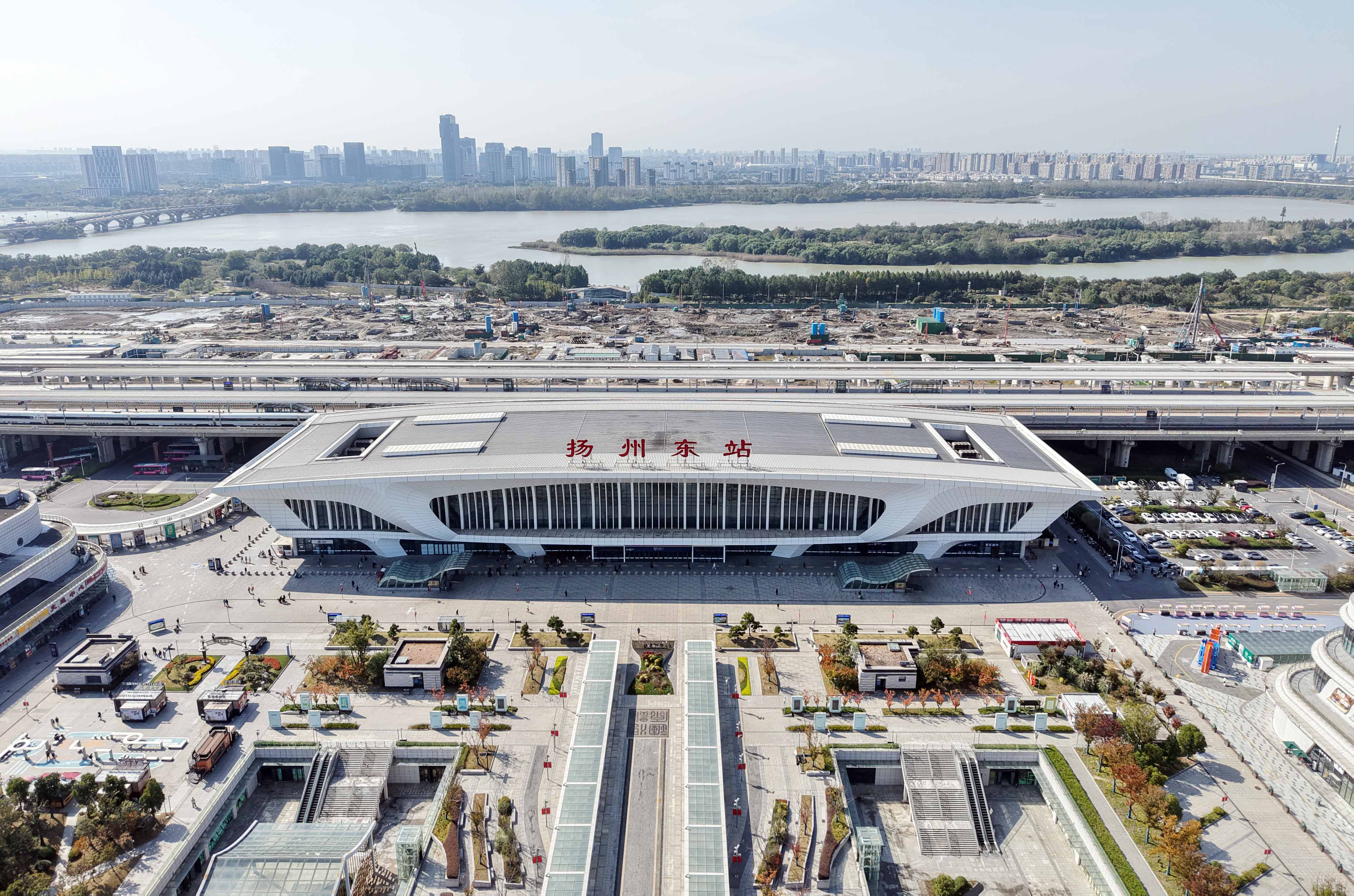 扬州东站综合交通枢纽建设加速推进沪渝蓉高铁重要节点工程-纤复智造机械有限公司(图2)