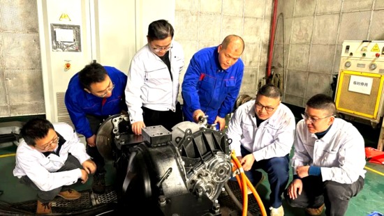 上柴动力电驱桥家族再扩容 SQ150客车电驱桥正式下线-纤复智造机械有限公司(图3)