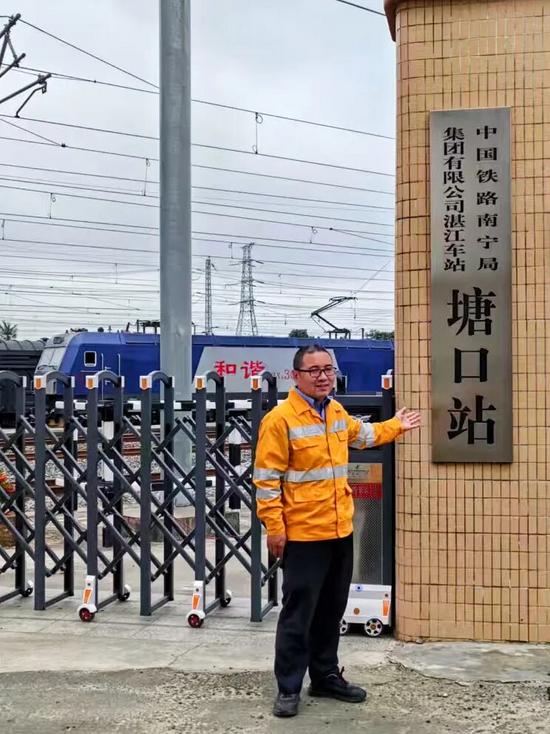 铁路人2025年终盘点：从南宁东站到龙州站的坚守足迹-纤复智造机械有限公司(图11)