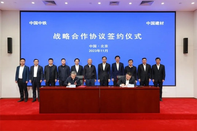 深化战略合作 夯实合作基础 共推世界一流企业发展-纤复智造机械有限公司(图1)